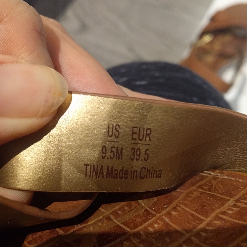 Sam Edelman Tan Leather Cross-Strap Sandals with Gold Buckles - Picture 12 of 12